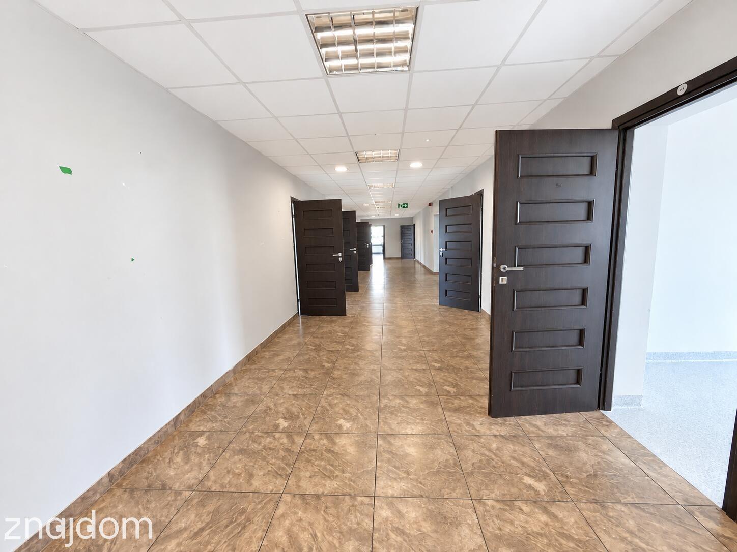 Całe piętro biurowe 388 m² w centrum Opola - zdjęcie 10