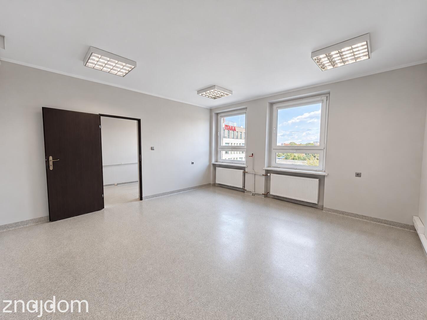 Całe piętro biurowe 388 m² w centrum Opola - zdjęcie 6