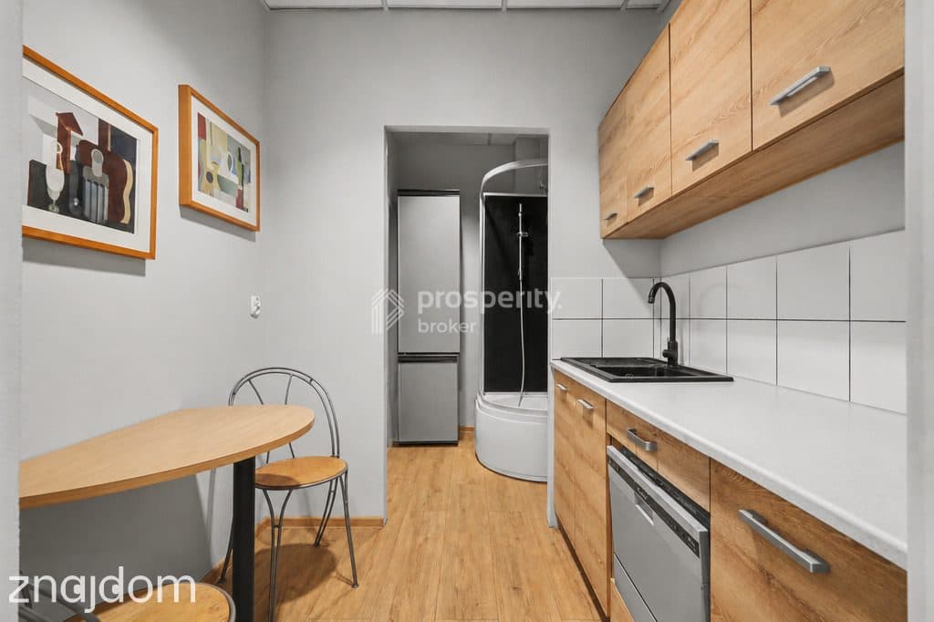 Inwestycyjny lokal usługowy 136 m² przy metrze - zdjęcie 13