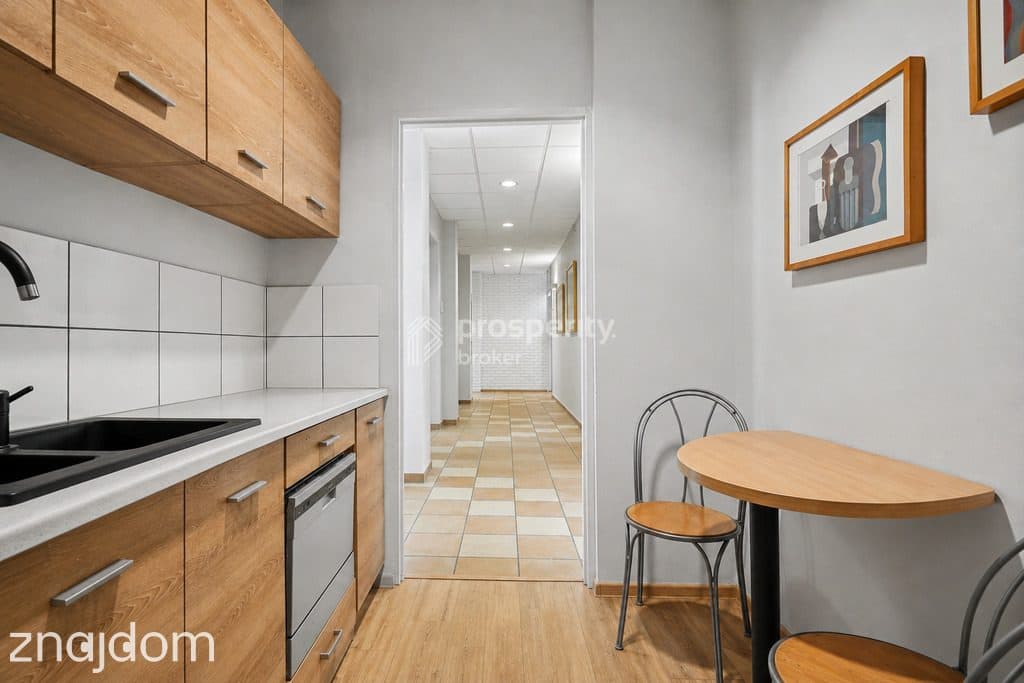 Inwestycyjny lokal usługowy 136 m² przy metrze - zdjęcie 14