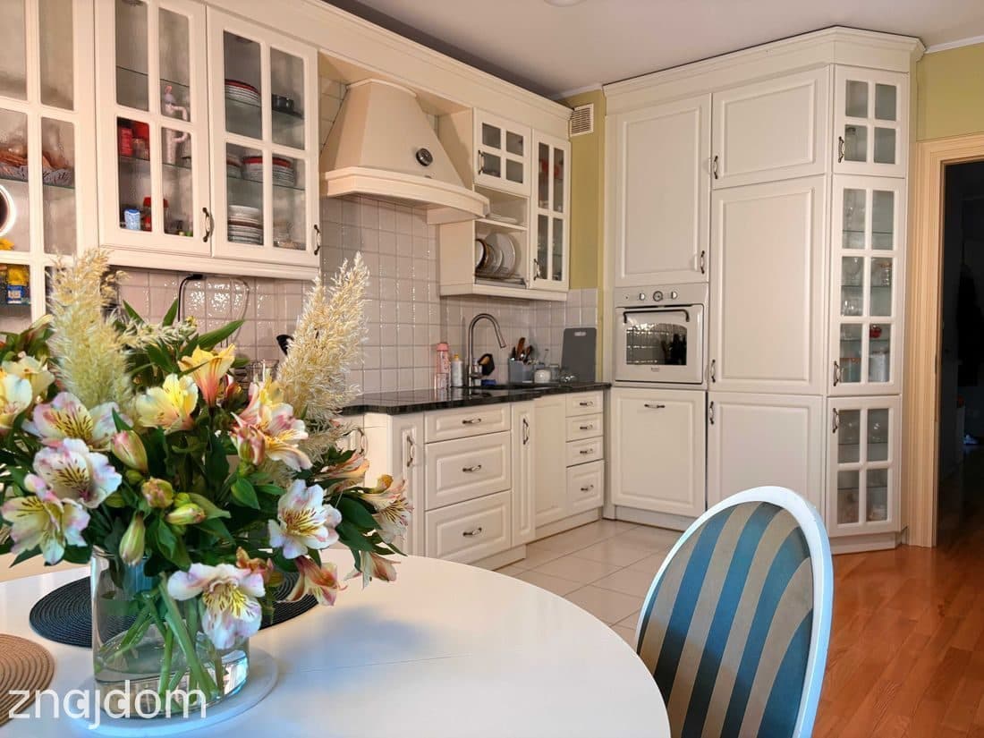 Grochów | 4 pokoje | 68,5 m2 | z garażem