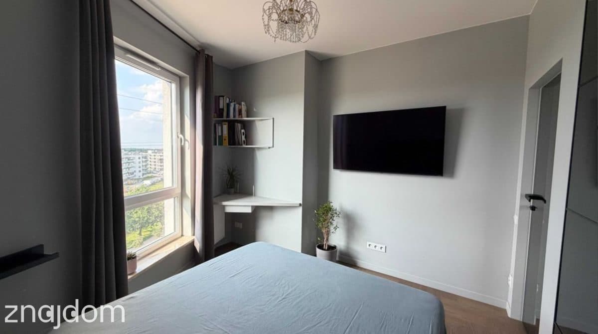 | Umeblowane | Duży Balkon | Komórka | 2 Garaże | - zdjęcie 3