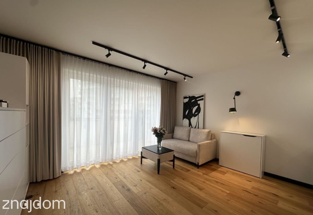 | Gotowe Do Wprowadzenia | Miejsce Postojowe |