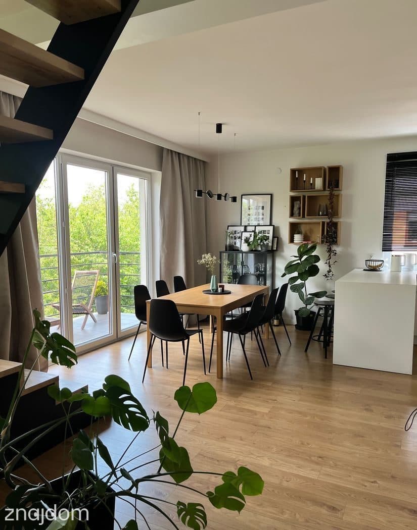 |70 m2 + 70m2 poddasze | Balkon | 3 sypialnie