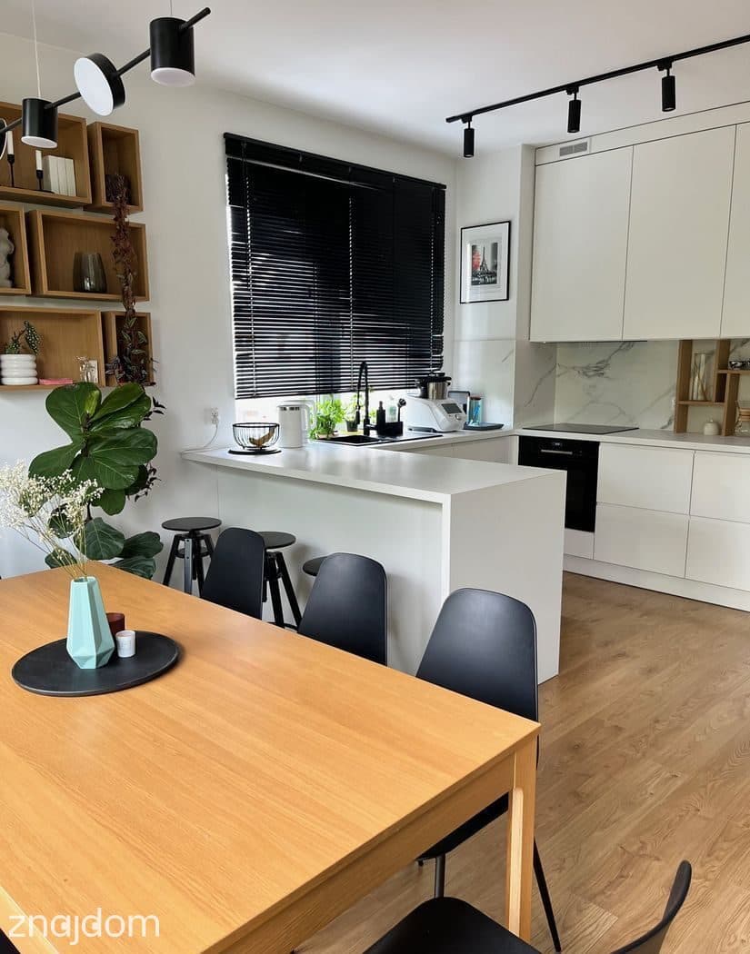 |70 m2 + 70m2 poddasze | Balkon | 3 sypialnie - zdjęcie 3