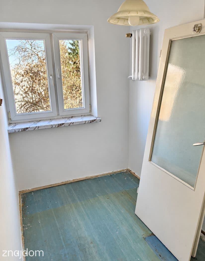 2 lub 3 pokoje | Balkon | Piwnica |widok na zieleń - zdjęcie 9