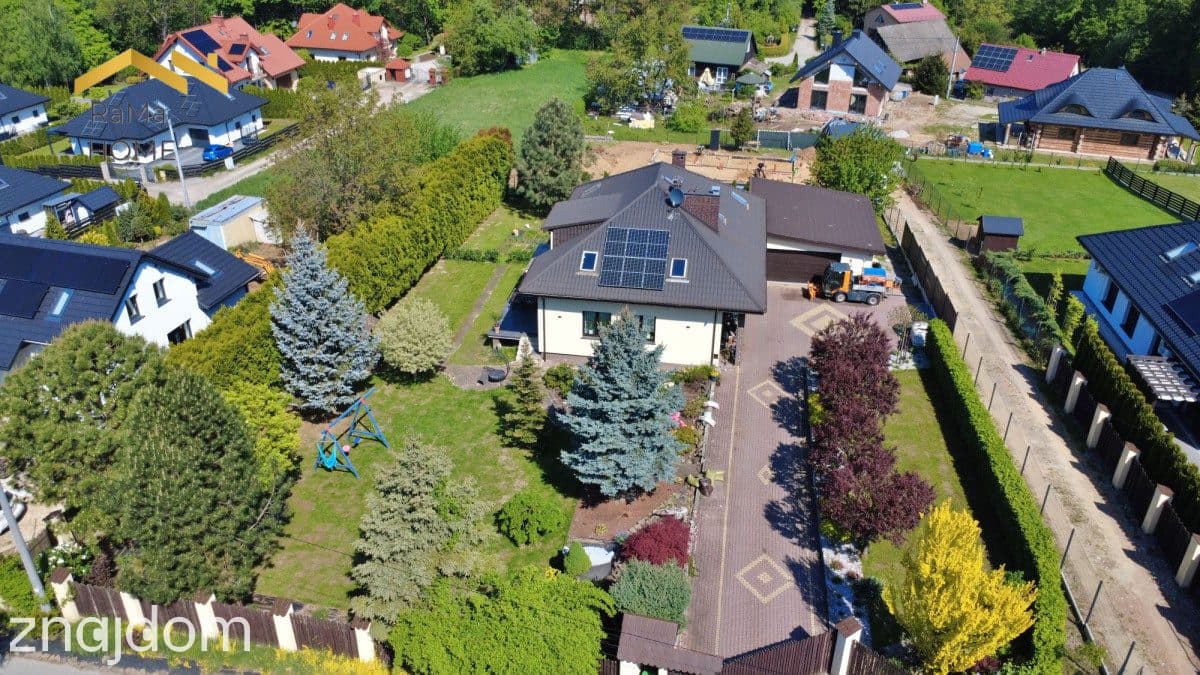 Komfortowy dom 188m2 - garaż, biuro, piękny ogród