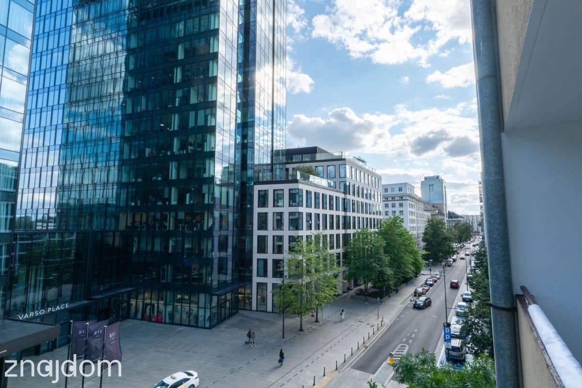 3pok | Centrum | Osobna kuchnia | Loggia | Piwnica - zdjęcie 12