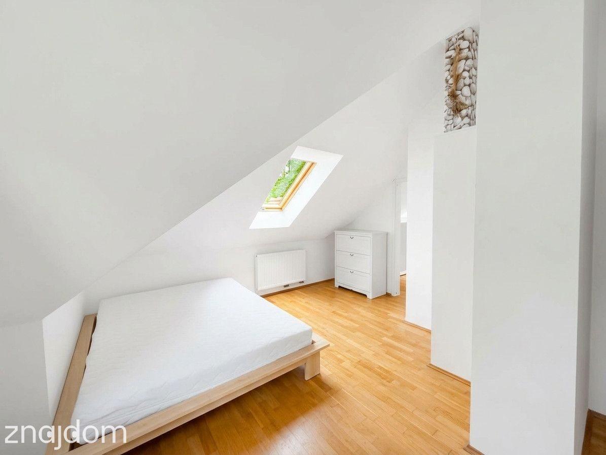 Prywatna leśna enklawa pod Warszawą | 2800 m² - zdjęcie 16