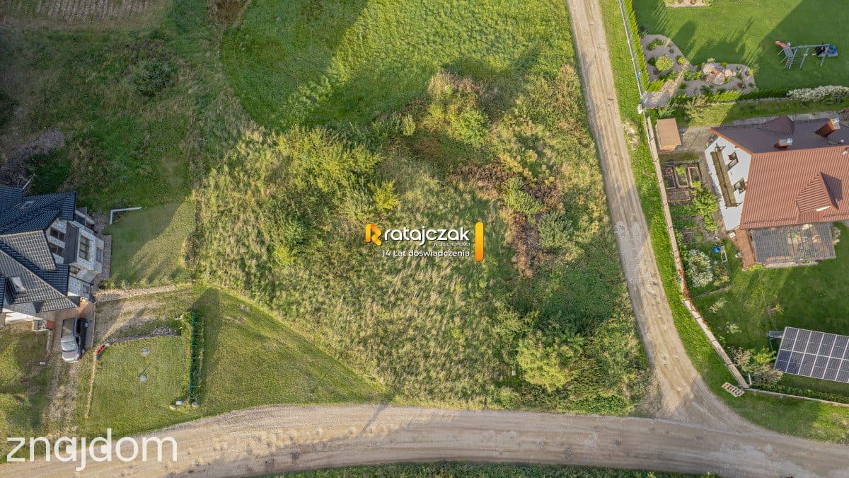 Działka budowlana 1050 m² – spokojna okolica - zdjęcie 2