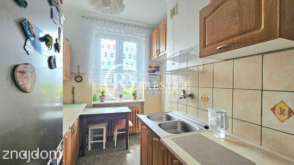 3 pokoje, cegła, piwnica, ciche centrum - zdjęcie 5