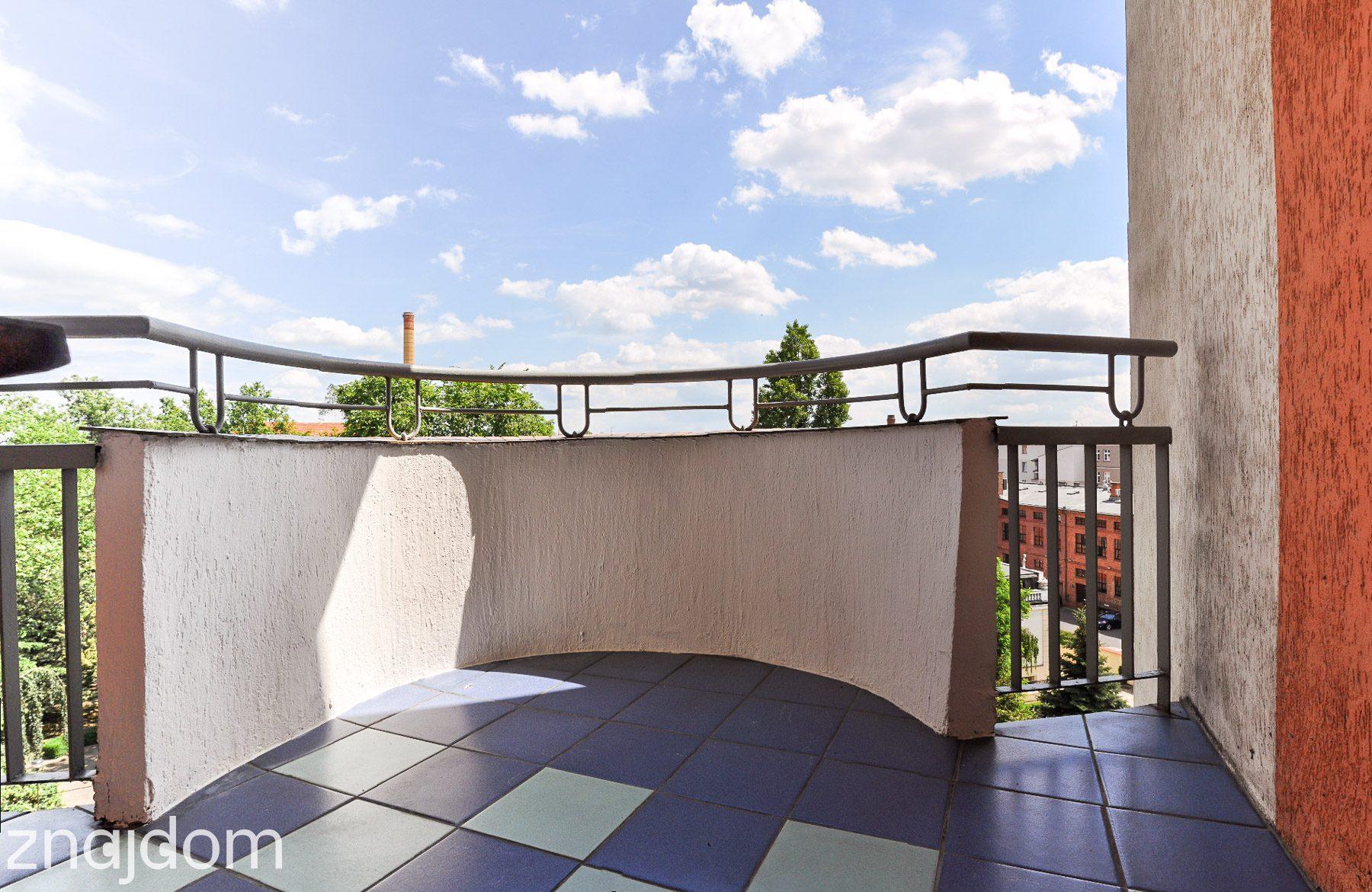Kawalerka Mostowa Balkon garaż - zdjęcie 13