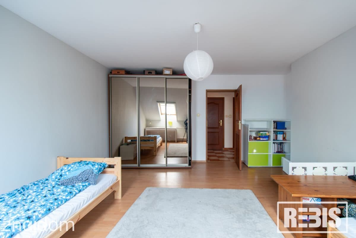Dom ok 400m2 + hala 300 m2, Działka 25a, Rączna - zdjęcie 10