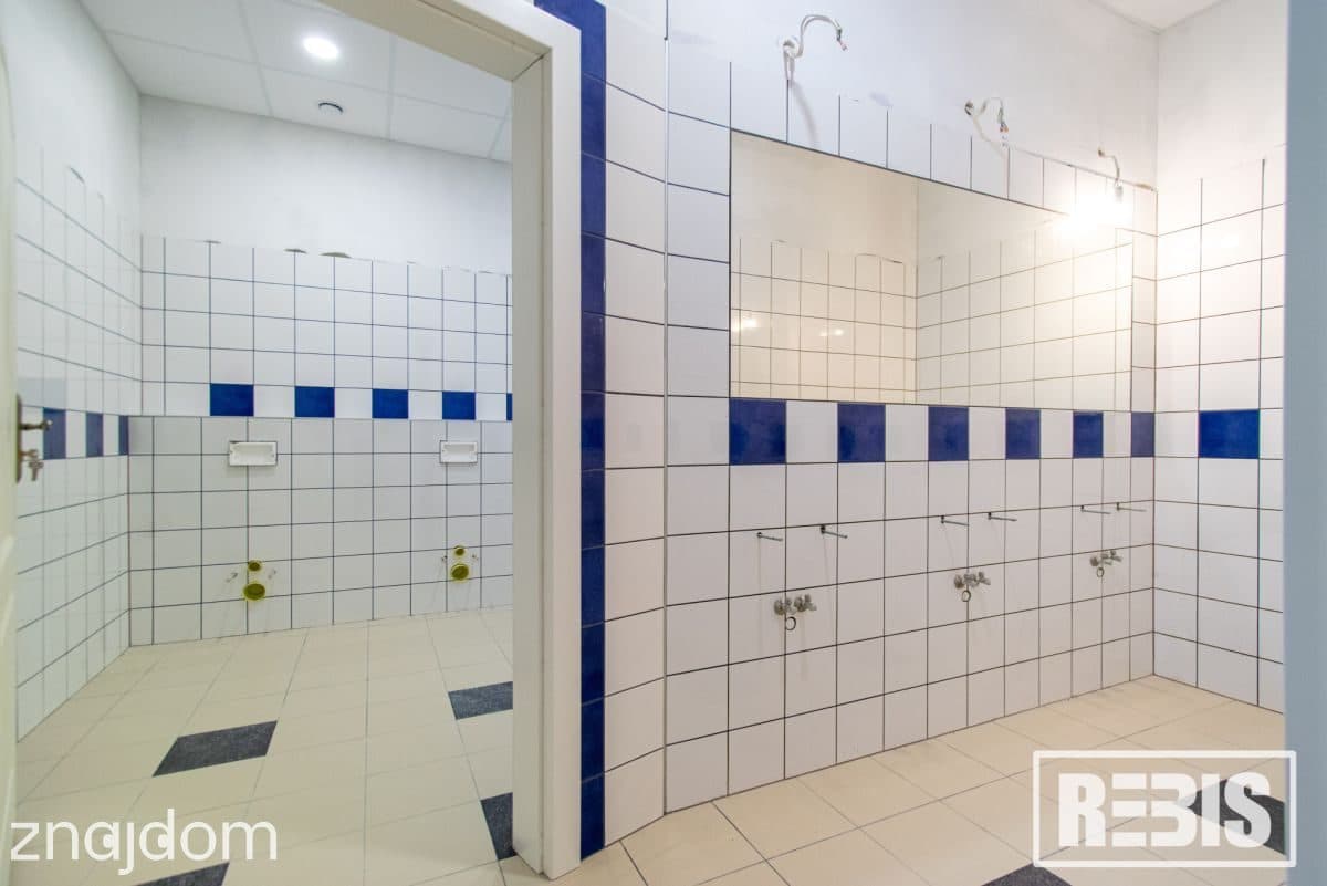 Nieruchomość komercyjna 1107 m², działka 1,1 ha - zdjęcie 21
