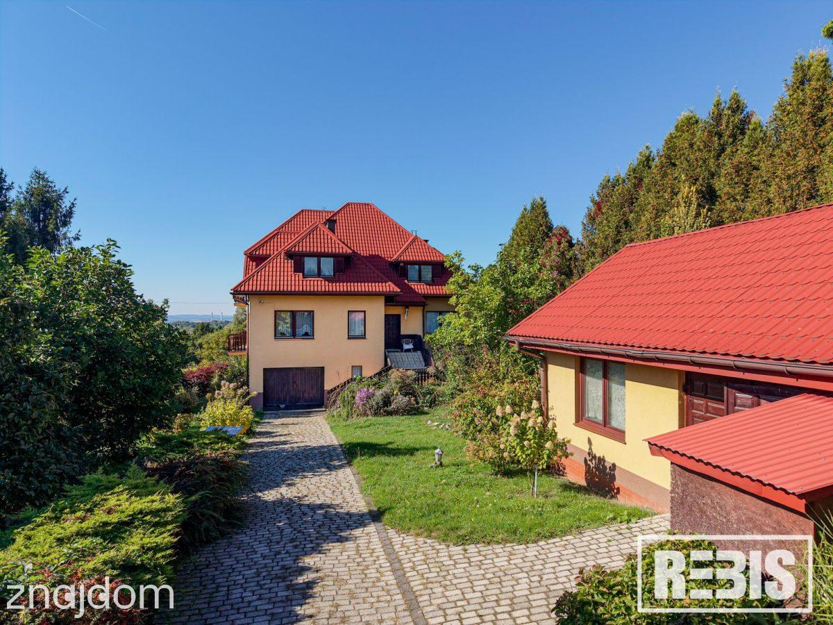 Dom 400m2, 20ar, 2-nzal mieszkania,Gaj, Mogilany,