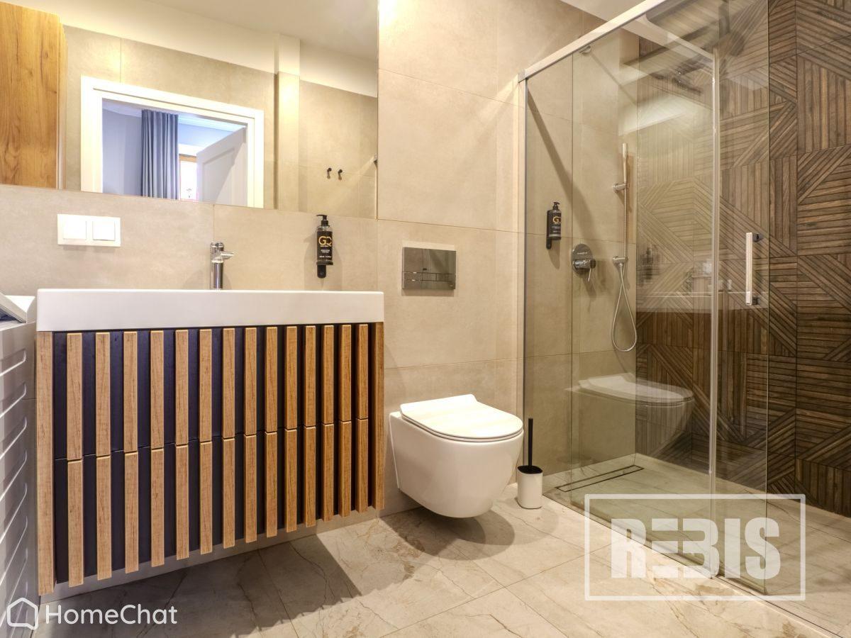 ENG| Stare miasto, plac na groblach 50m2, 2 pokoje