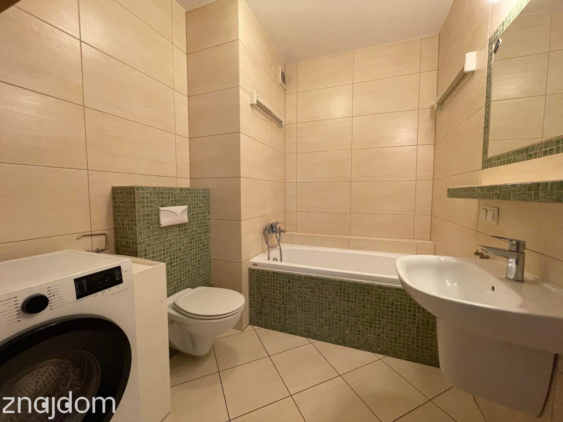 Przestronne 3 pokoje | balkon | dwa miejsca garażowe - zdjęcie 11