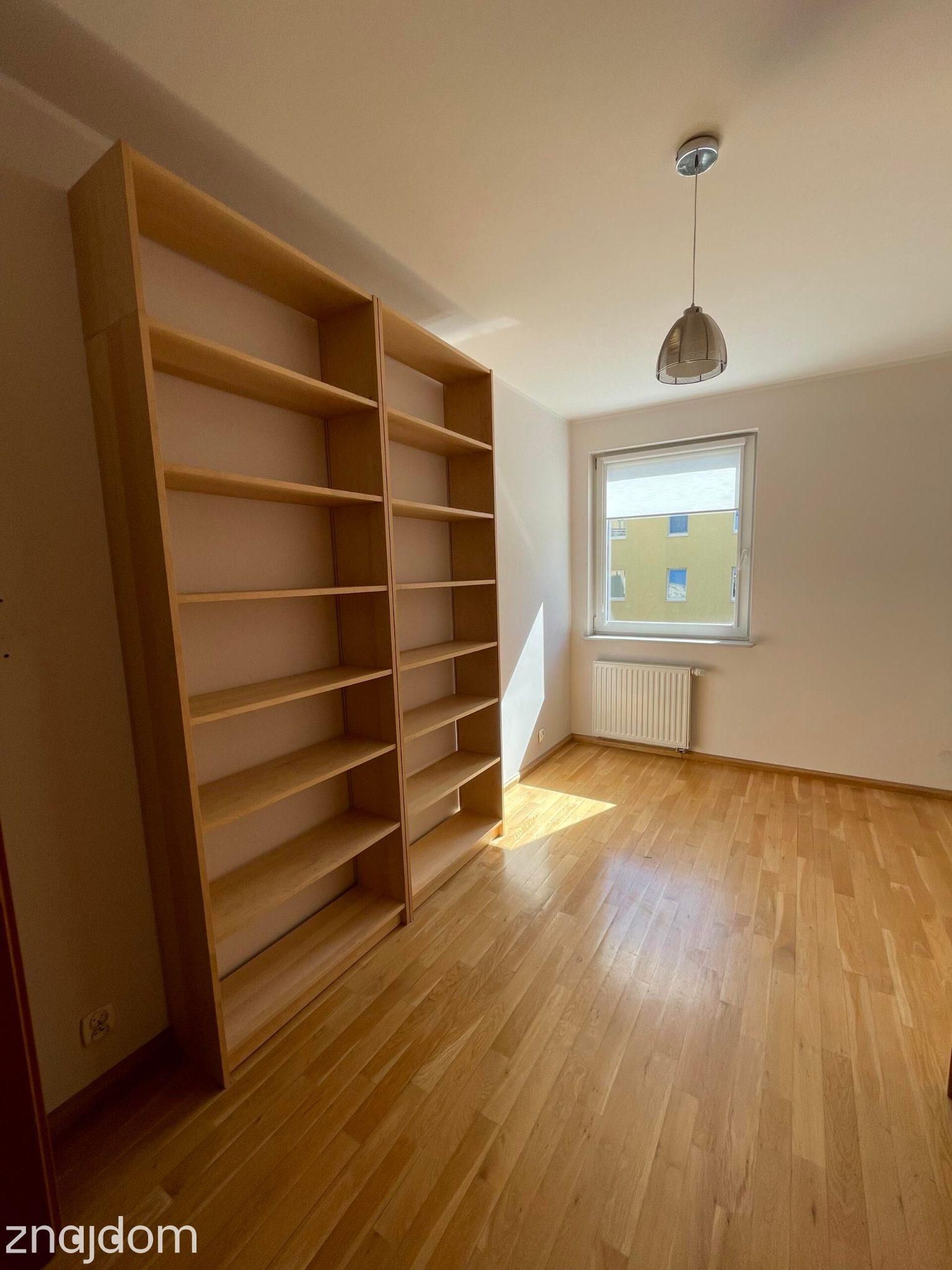 Przestronne 3 pokoje | balkon | dwa miejsca garażowe - zdjęcie 14