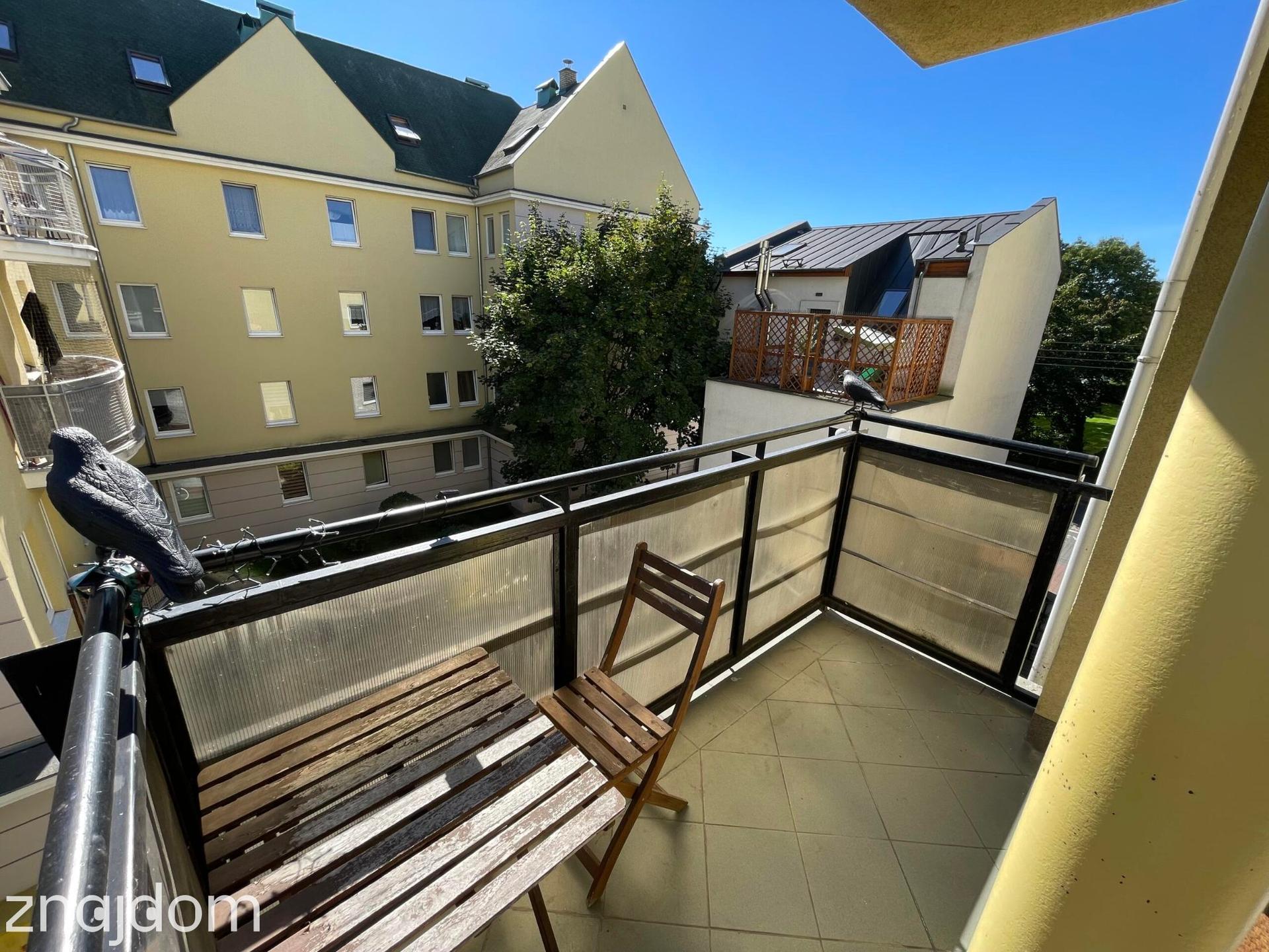 Przestronne 3 pokoje | balkon | dwa miejsca garażowe - zdjęcie 7