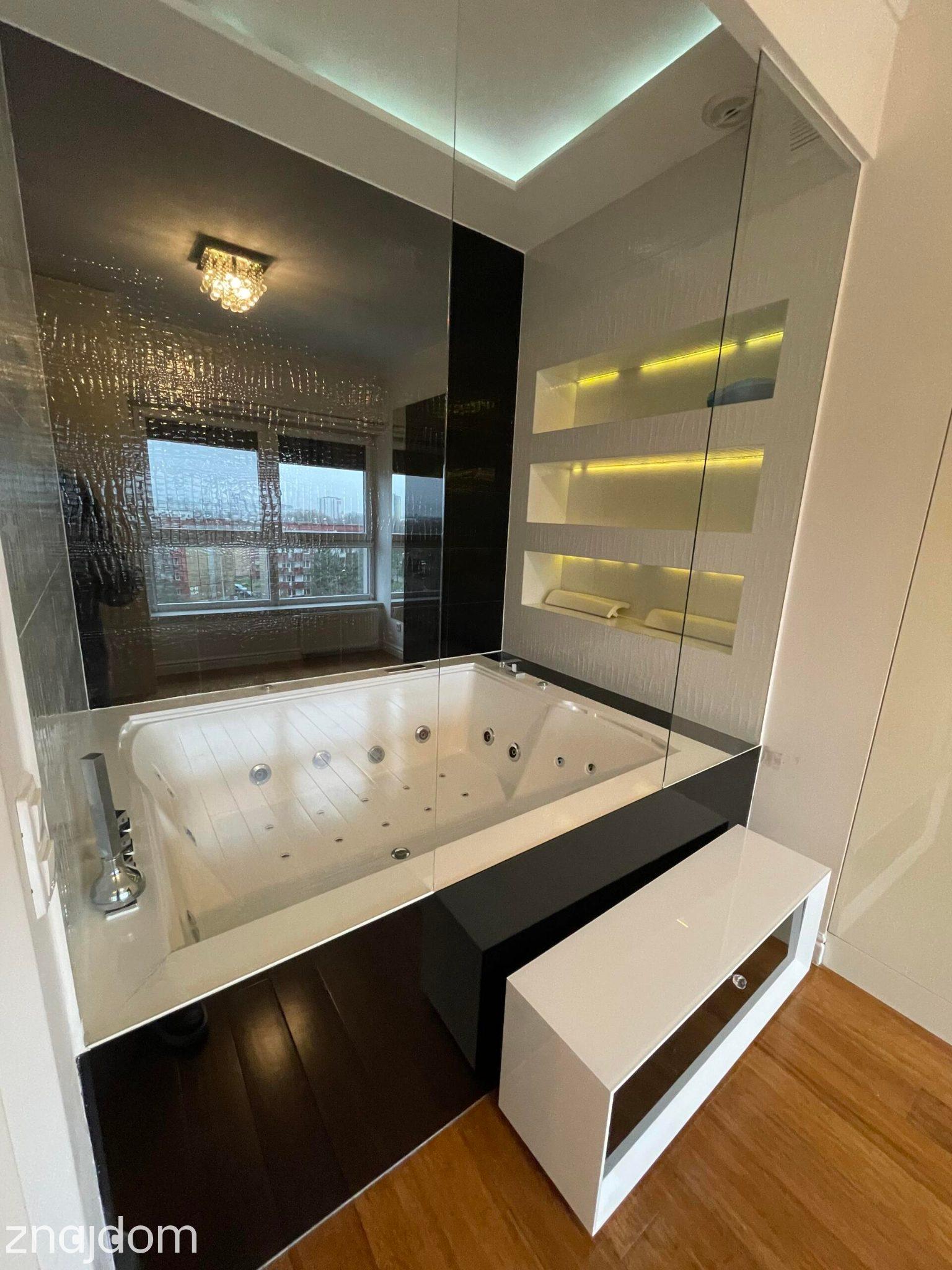 Trzy pokoje | klimatyzacja | jacuzzi | taras | dwa miejsca garażowe - zdjęcie 8