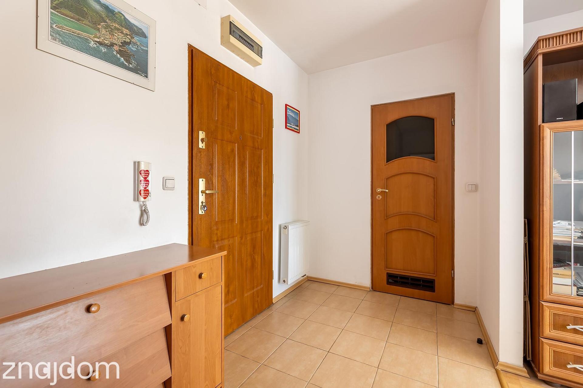 Dwa niezależne pokoje | osobna kuchnia | balkon | garaż - zdjęcie 9