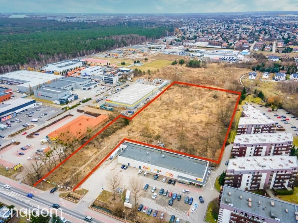 Teren inwestycyjny pod zabudowę usługową. - zdjęcie 2