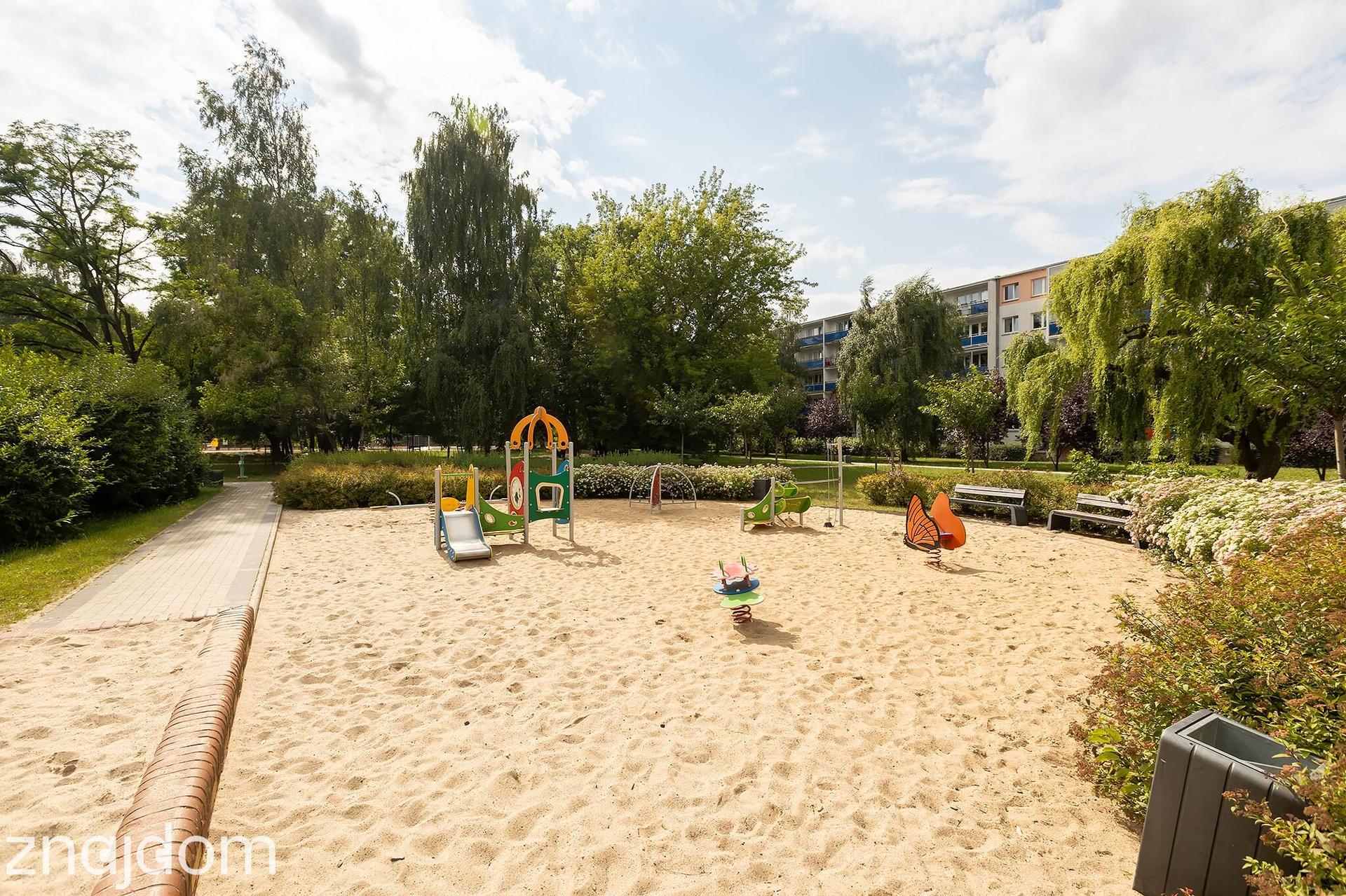 Ustawne dwa pokoje | balkon | łazienka po remoncie | piwnica - zdjęcie 13