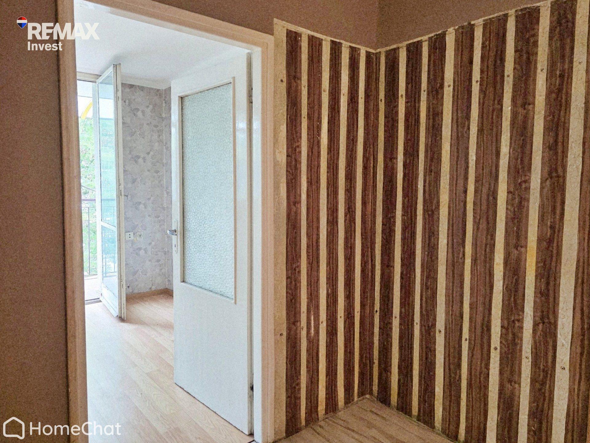Balkon, zieleń i centrum miasta