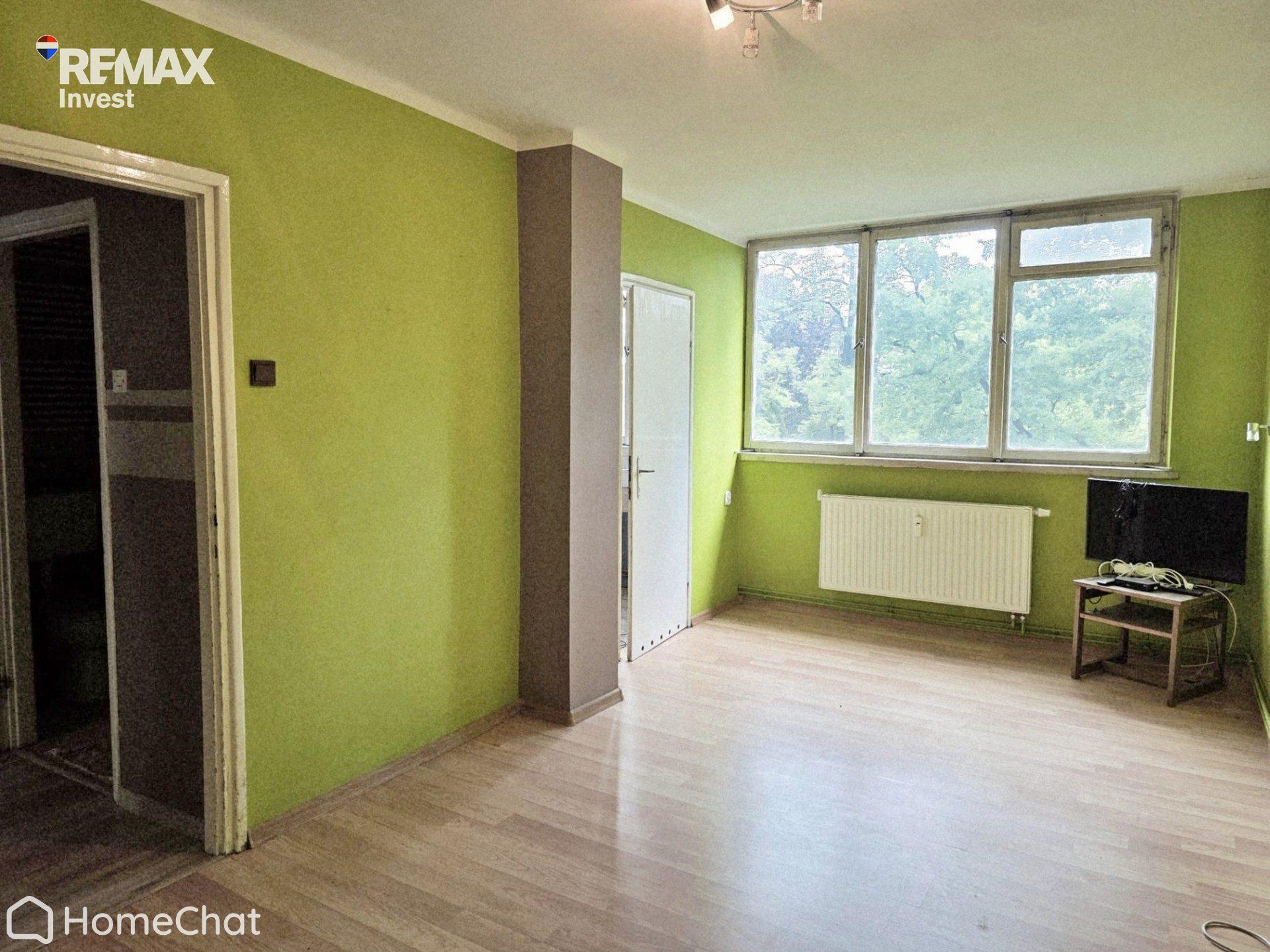 Balkon, zieleń i centrum miasta