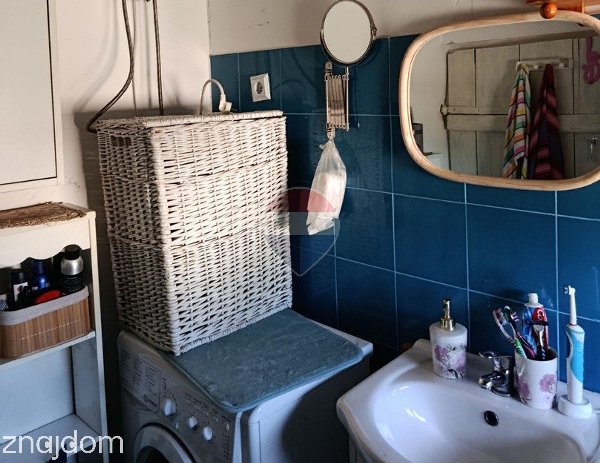 Klimatyczny drewniany dom wśród lasów w stylu rustykalnym - zdjęcie 12