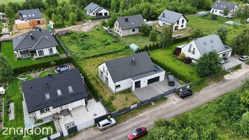 Nowoczesny dom wolnostojący pod Warszawą - zdjęcie 2