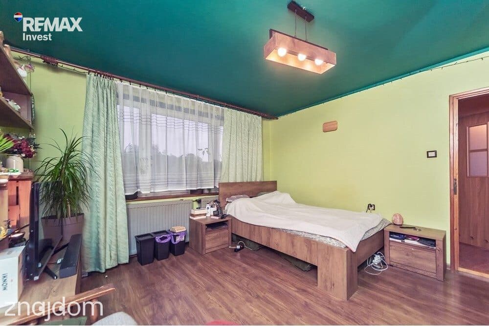 Dom lub biuro z dużym ogrodem w centrum Komorowic - zdjęcie 19
