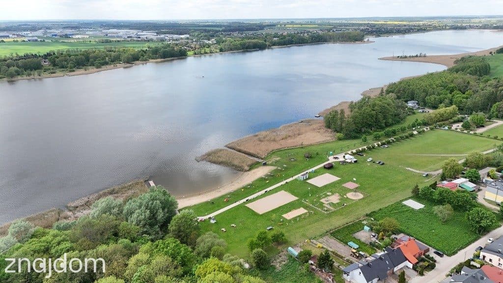 Działka zabudowana starą szkołą|jez.Niepruszewskie - zdjęcie 16
