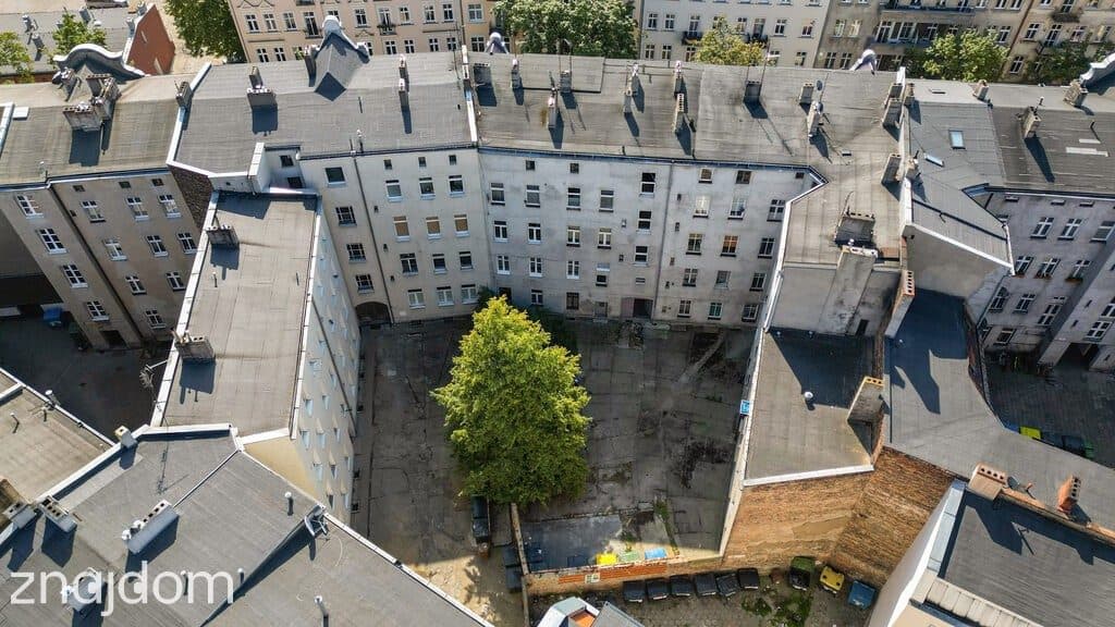 Duża kamienica w centrum Poznania 38 lokali