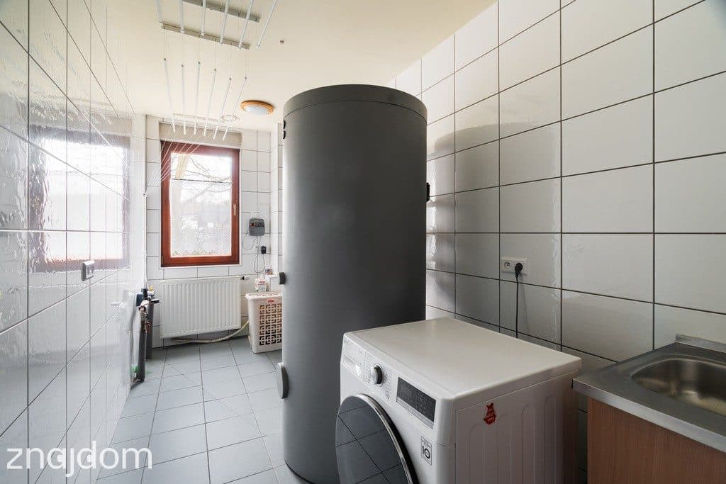 Klimatyczny dom z duszą + odrębne mieszkanie - zdjęcie 17