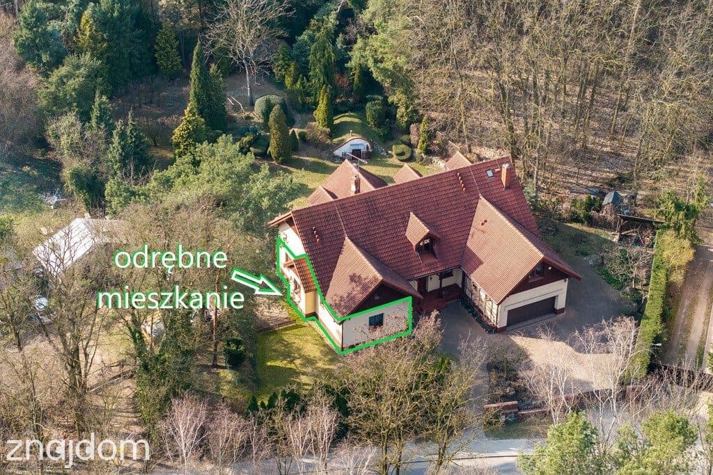 Klimatyczny dom z duszą + odrębne mieszkanie - zdjęcie 4