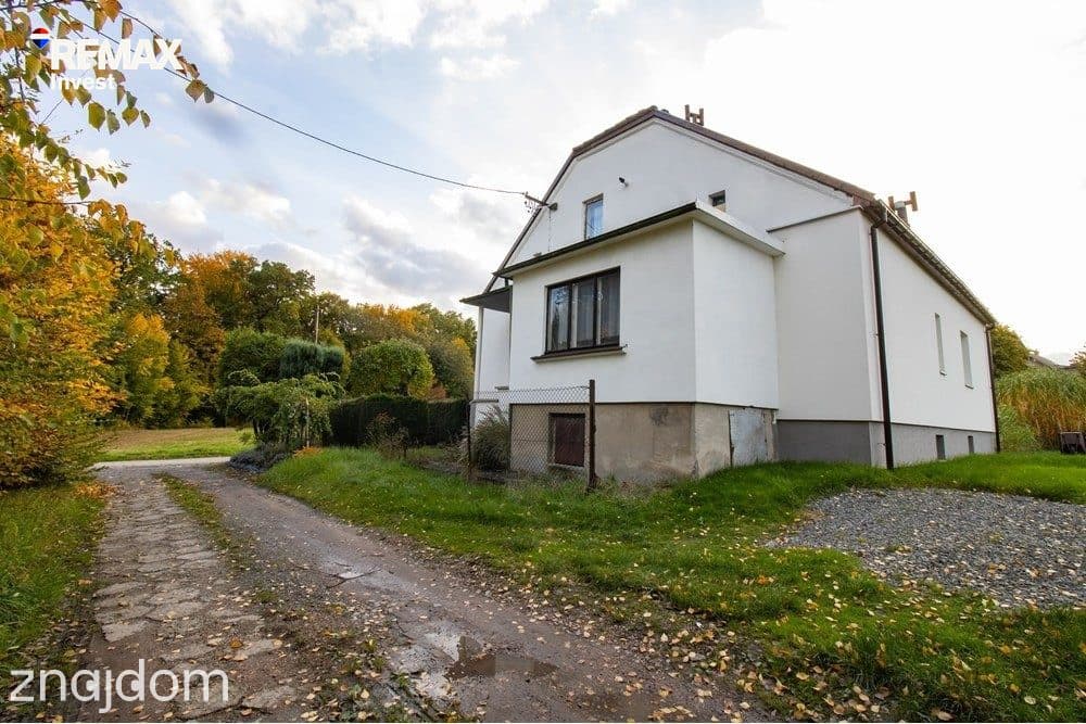 Połowa domu z dużą działką w cenie mieszkania! - zdjęcie 6