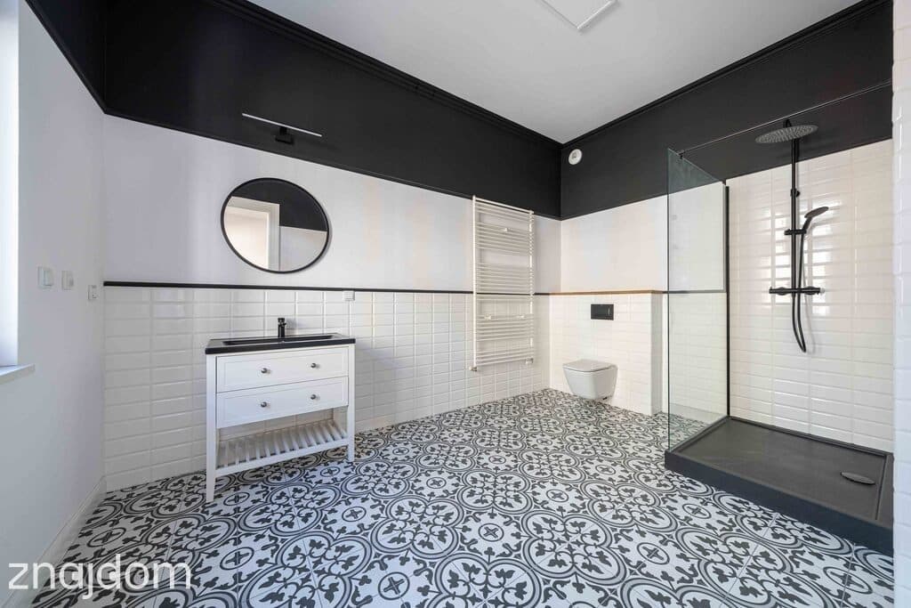 Apartament w "Żelazku", dwa balkony, m.postojowe - zdjęcie 13