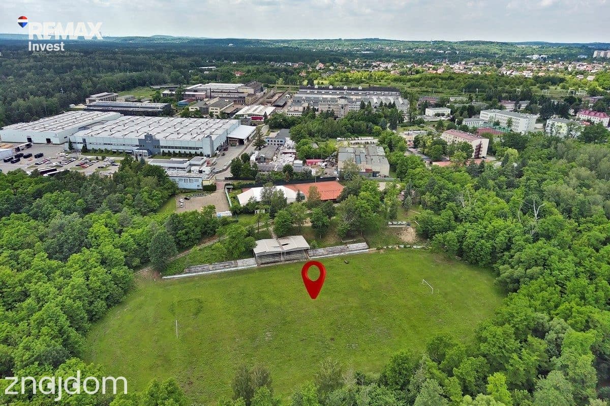 Sprzedam historyczny stadion, teren inwestycyjny - zdjęcie 6