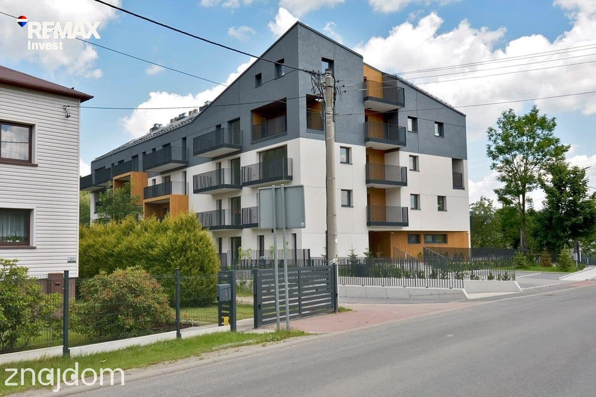 Duże mieszkanie z balkonem, antresolą i loggią - zdjęcie 4