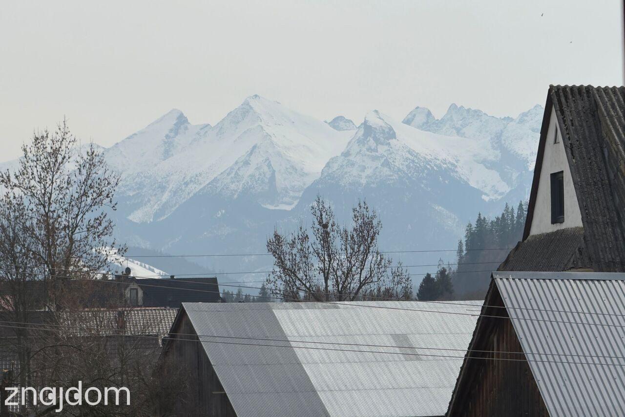 Dom w centrum Czarnej Góry z widokiem na Tatry - zdjęcie 4