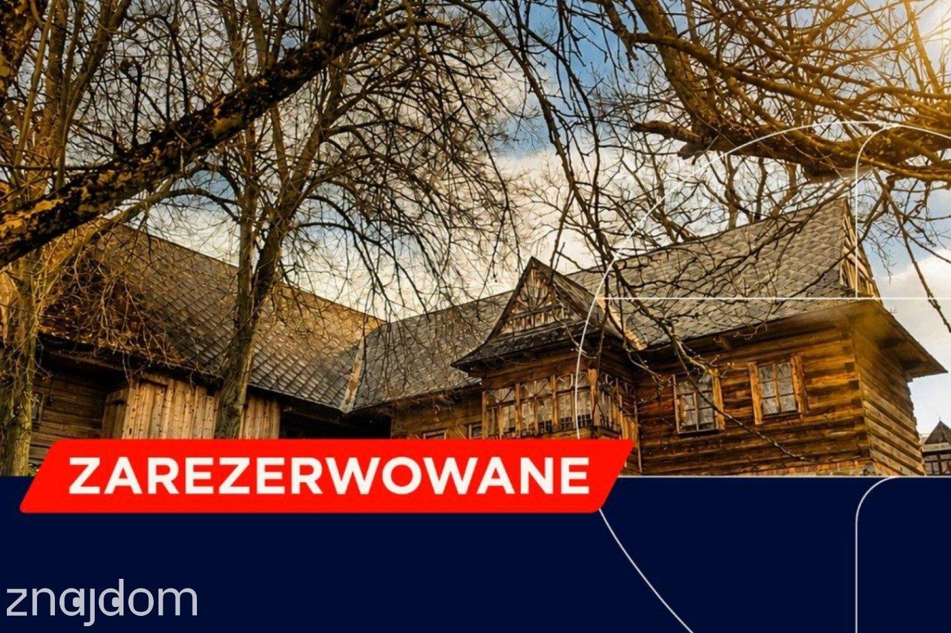 Góralski tradycyjny dom z widokiem