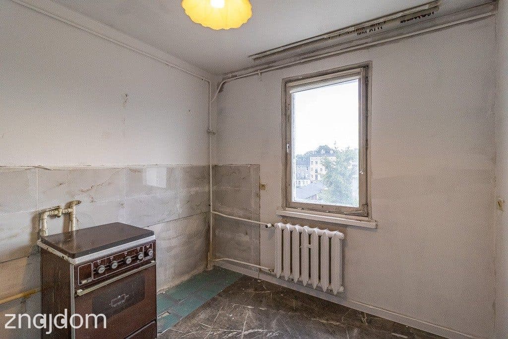 2 pokoje z balkonem na Bałutach – pod remont - zdjęcie 13