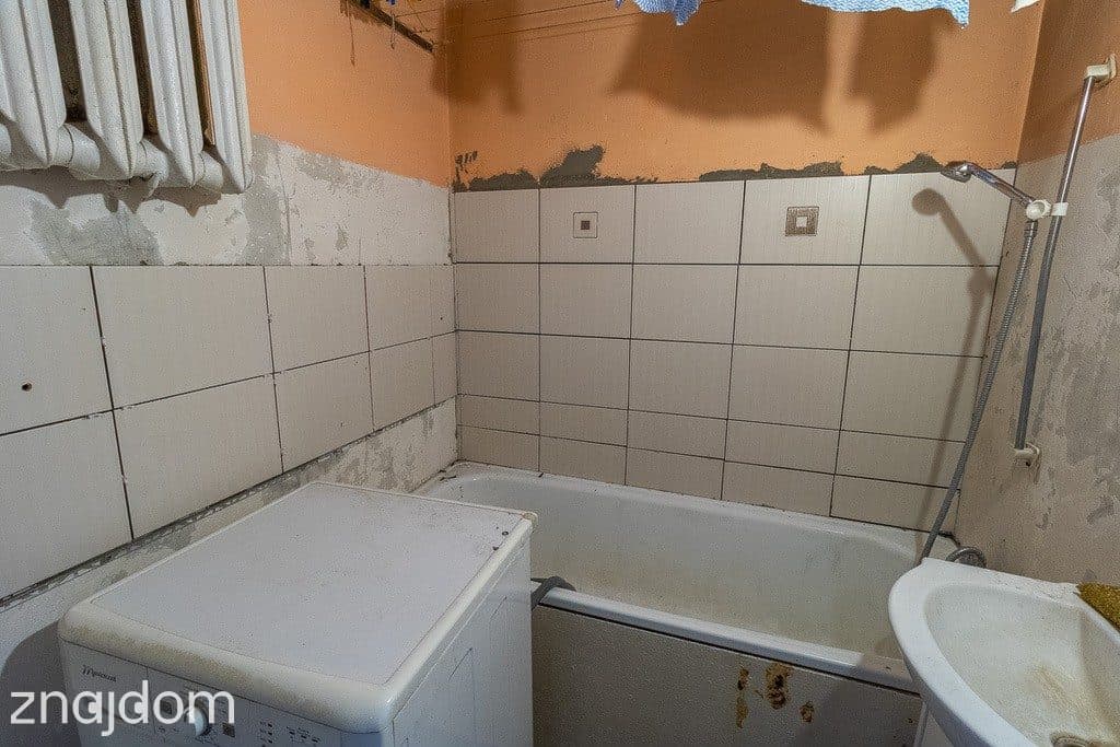 2 pokoje z balkonem na Bałutach – pod remont - zdjęcie 16