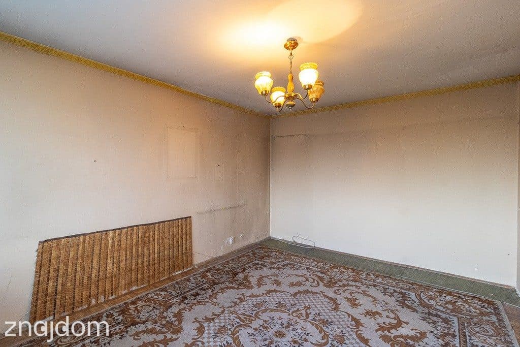 2 pokoje z balkonem na Bałutach – pod remont - zdjęcie 4
