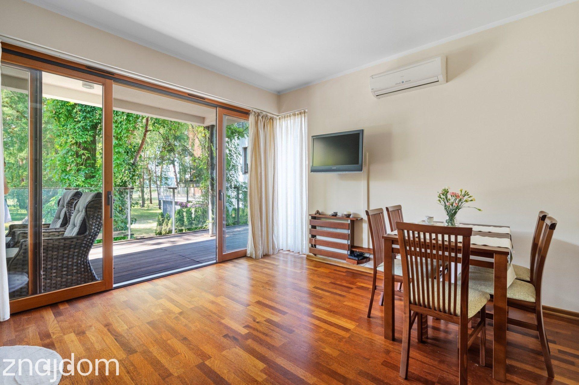 Apartament z dużym tarasem nad Zalewem Zegrzyńskim - zdjęcie 5