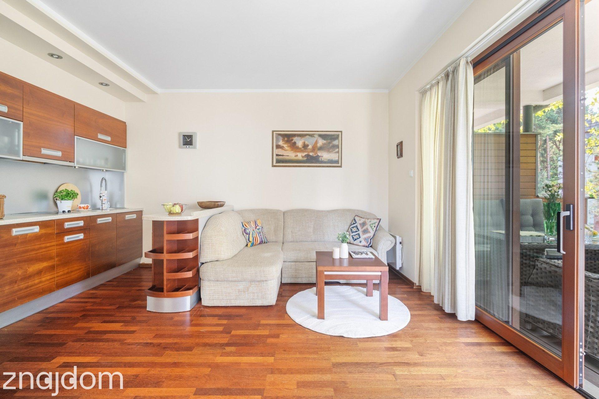 Apartament z dużym tarasem nad Zalewem Zegrzyńskim - zdjęcie 7