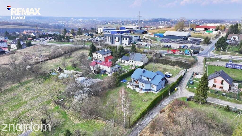 Przy głównej drodze, gotowy parking - zdjęcie 14