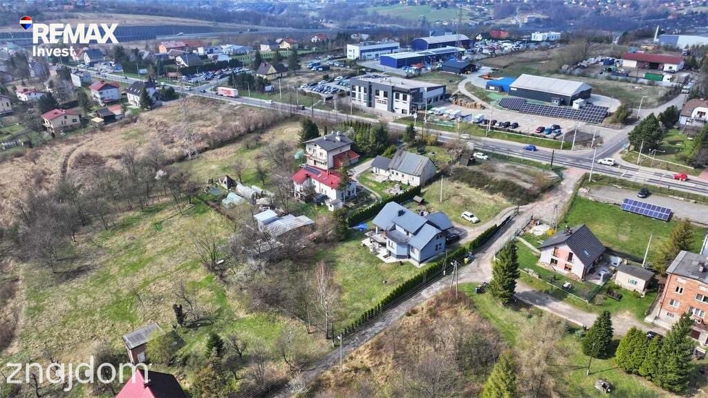 Przy głównej drodze, gotowy parking - zdjęcie 17
