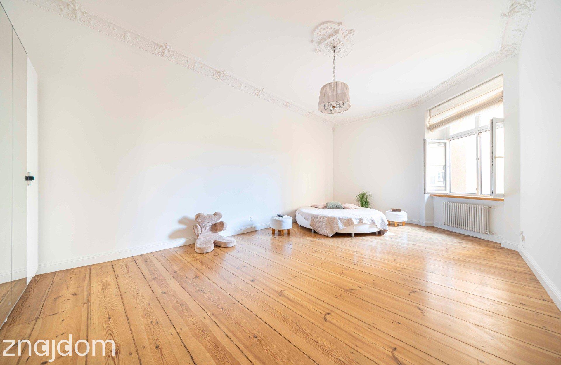 Wyjątkowe 4 pokoje balkon kamienica Stare Miasto - zdjęcie 3
